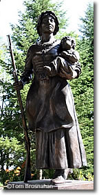 Molly Stark Statue, Wilmington VT