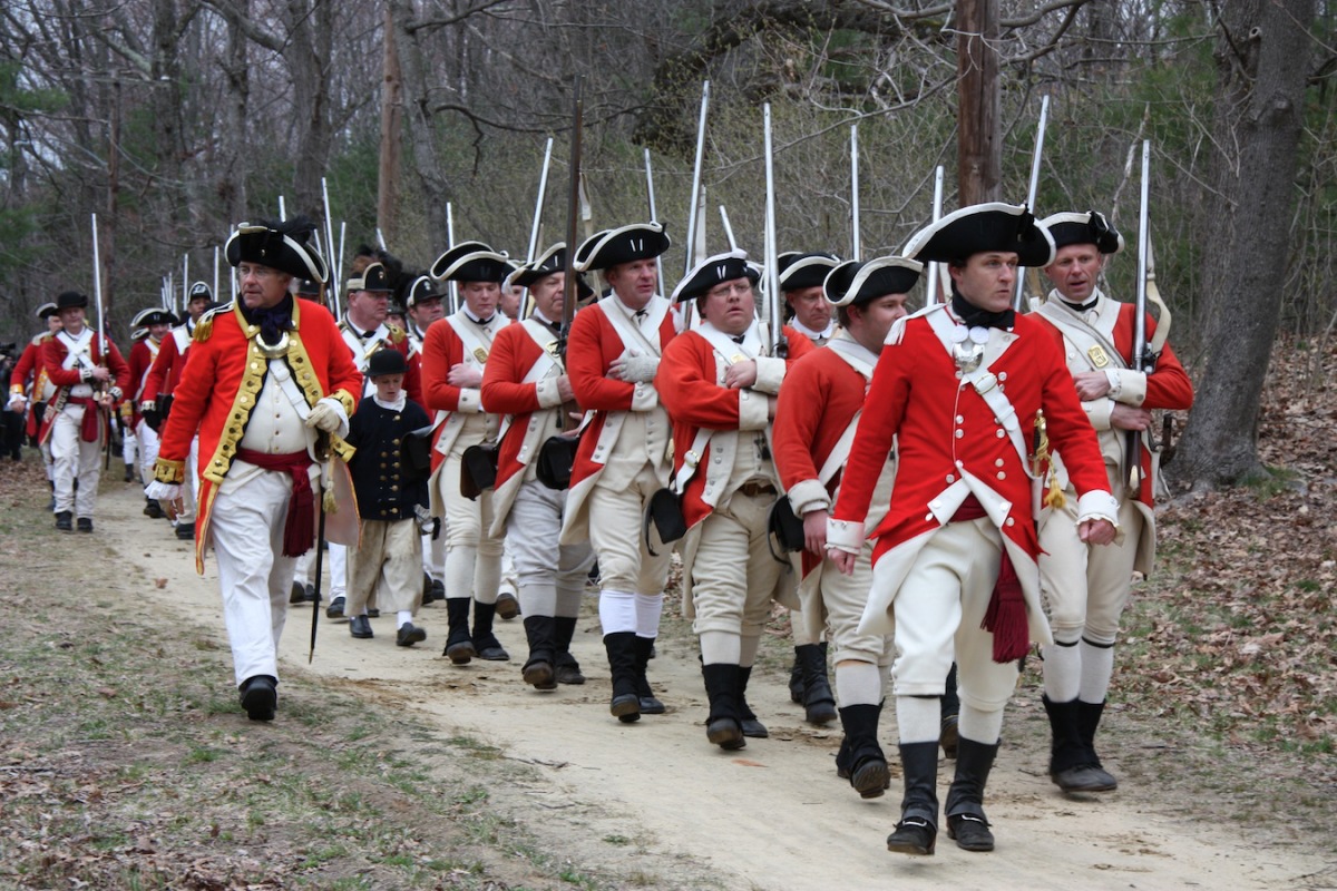 Redcoat column retreats to Boston